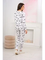 Sada s nápisy bílé barvy