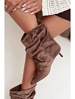 Nazouvací kotníkové boty typu Slouchy na podpatku Khaki Farren