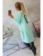 Mátová bunda s kapucí nadměrné velikosti