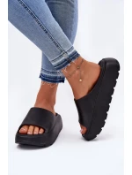 Pěnové dámské sandály na platformě černé Xalvania Pěnové dámské sandály na platformě černé Xalvania