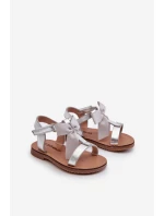 Dětské sandálky S Mašlí Na suchý zip Stříbrné Joratia Dětské sandálky S Mašlí Na suchý zip Stříbrné Joratia