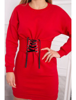 Zateplené šaty s ozdobným páskem červené