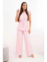 Dámský viskózový plisovaný komplet s vázanou halenkou a širokými kalhotami cukrově růžová