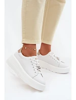 Kožené dámské tenisky na platformě s přezkou Vinceza 39973 Bílé