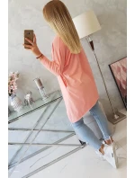 Oversize halenka s duhovým potiskem rtů v meruňkové barvě Oversize halenka s duhovým potiskem rtů v meruňkové barvě