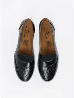 Pěkné dámské černé polobotky na klínku Pěkné dámské černé polobotky na klínku