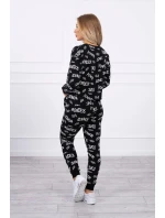 Sada s černými nápisy