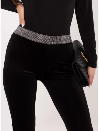 IT kalhoty SP 21903.52 černé IT kalhoty SP 21903.52 černé