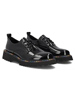 Dámské lakované černé kožené polobotky Filippo DP8341