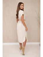 Šaty s ozdobným páskem béžové