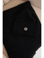 Dámská souprava s čepicí a šálou z měkkého úpletu černý