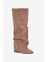 Zateplené dámské kozačky s vytočeným límcem na podpatku Eko semiš Béžové Elivira Zateplené dámské kozačky s vytočeným límcem na podpatku Eko semiš Béžové Elivira