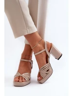 Lakové dámské sandály na podpatku béžové D&A MR38-668 Lakové dámské sandály na podpatku béžové D&A MR38-668