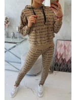 Sada s potiskem v barvě camel Sada s potiskem v barvě camel