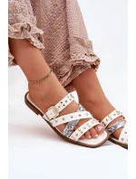 Ozdobené dámské sandály na plochém podpatku s pásky a sponou bílé Manitte Ozdobené dámské sandály na plochém podpatku s pásky a sponou bílé Manitte