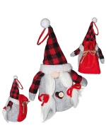 DEKORATIVNÍ MICKEY S DÁRKOVOU TAŠKOU 20CM DÍVKA