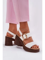 Dámské sandály na masivním podpatku a platformě Bílé Vinceza 17387