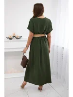 Dlouhé šaty s ozdobným páskem khaki barvy