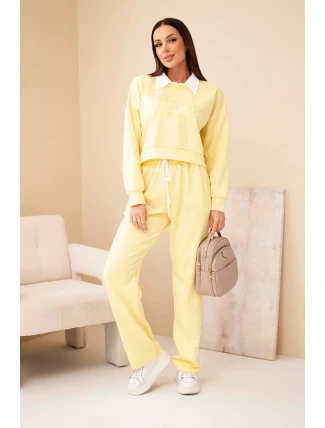 Dámský komplet máslová mikina s límečkem a rovné kalhoty žlutý