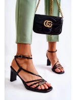 Klasické lakované sandály na podpatku černé Milani Klasické lakované sandály na podpatku černé Milani