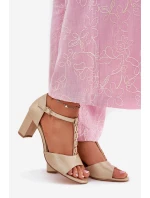 Dámské Sandály Na Podpatku S Dekorativním Páskem Eko Kůže Zlaté Triavera