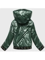 Krátká zelená dámská bunda s kapucí (B9787-10) Krátká zelená dámská bunda s kapucí (B9787-10)