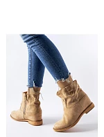 Boty na klínovém podpatku model 232145 Solea Boty na klínovém podpatku model 232145 Solea