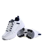 DUBOVÝ KAŇON - REDWICK