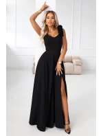 643-2 Elegantní večerní maxi šaty s rozparkem a růžemi - klasické černé 643-2 Elegantní večerní maxi šaty s rozparkem a růžemi - klasické černé