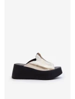 Zazoo 2916 Dámské žabky na masivní platformě se zipem zlaté