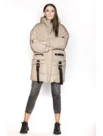 Dámská péřová bunda ve velbloudí barvě s ozdobnými páskami (AG2-J85) Dámská péřová bunda ve velbloudí barvě s ozdobnými páskami (AG2-J85)