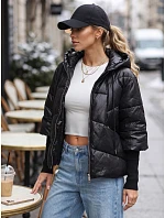 Krátká dámská prošívaná bunda s kapucí, černá, FashionStreet TY5797 Krátká dámská prošívaná bunda s kapucí, černá, FashionStreet TY5797