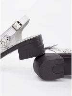 Moderní bílé dámské sandály Obcas Moderní bílé dámské sandály Obcas