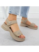 Dámské sandály na silné podrážce s pásky na suchý zip béžové Potocki 105300