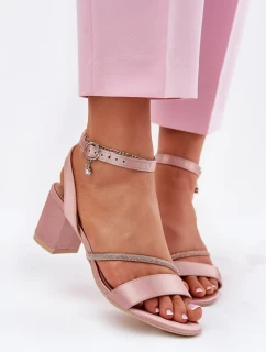 Sandály na podpatku  model 213010 Step in style