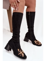 Dámské kozačky na podpatku s ozdobnou mašlí D&A – černé