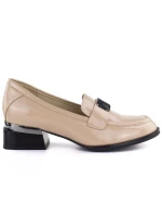 Dámská obuv lakovaná s ozdobným podpatkem béžová Vinceza 58638