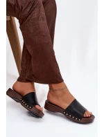 Dámské pantofle se zlatými nýty černé Terissa