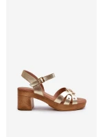 Dámské sandály na podpatku z eko kůže zlaté Assames