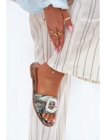 Ploché dámské pantofle s ozdobnou sponou multikolor Clariola Ploché dámské pantofle s ozdobnou sponou multikolor Clariola