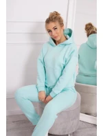 Hřejivá souprava s mikinou vázanou na spodní straně mincovníku