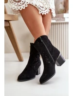 Průsvitné kotníčkové boty na podpatku z ekologického semiše, zapínající se na zip černé Sevana