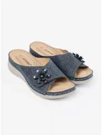 Pohodlné tmavě modré dámské  nazouváky na plochém podpatku