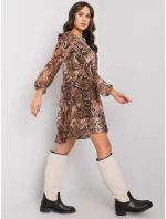 Šaty WN SK 2311 2.76 světle hnědá Šaty WN SK 2311 2.76 světle hnědá