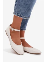 Dámské baleríny s řemínkem a sponou bílé Janelor Dámské baleríny s řemínkem a sponou bílé Janelor