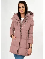 Krátká dámská zimní bunda ve starorůžové barvě se zipy (7750) Krátká dámská zimní bunda ve starorůžové barvě se zipy (7750)