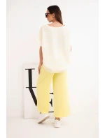 Dámský komplet z viskózy s pruhovanou blůzou a širokými kalhotami na gumu žlutý