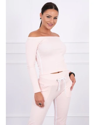 Sada s dvojitými pruhy pudrově růžové barvy Sada s dvojitými pruhy pudrově růžové barvy