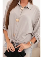 Dámská košile s viskózou a ozdobnými knoflíky a límečkem tmavě béžová