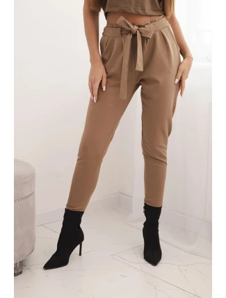 Dámské kalhoty z bavlny s vázáním v pase a zúženými nohavicemi camelové